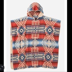 CANYONLANDS ADULT HOODED TOWEL